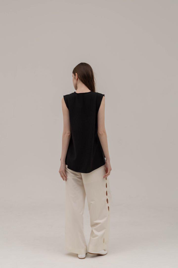 SLIT LINE PANTS(対象外) – UNOF