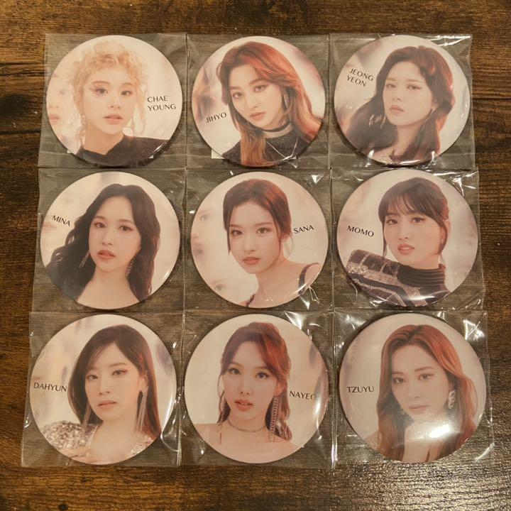 ギフ_包装 TWICE 缶バッジ millenniumkosovo.org
