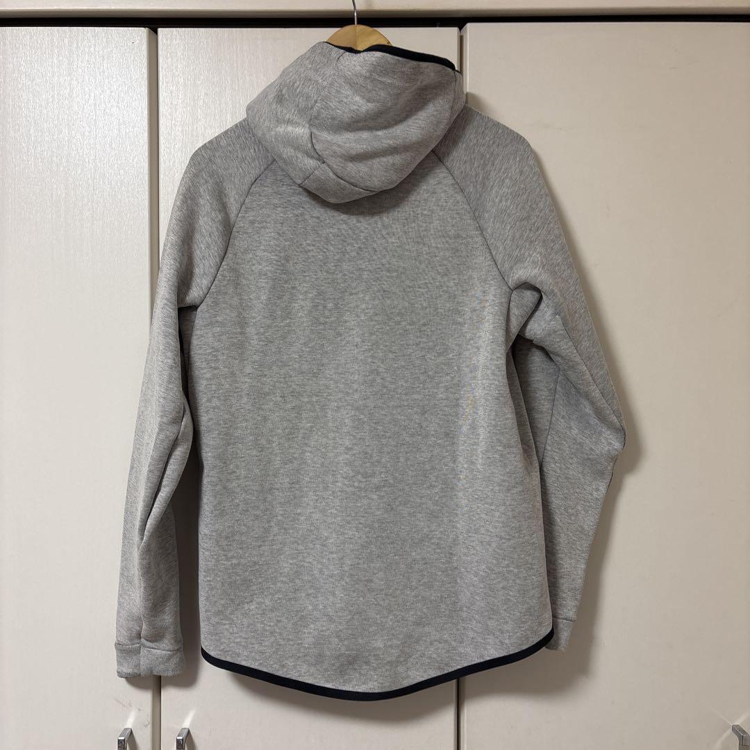 NIKEテックフリース　　　M