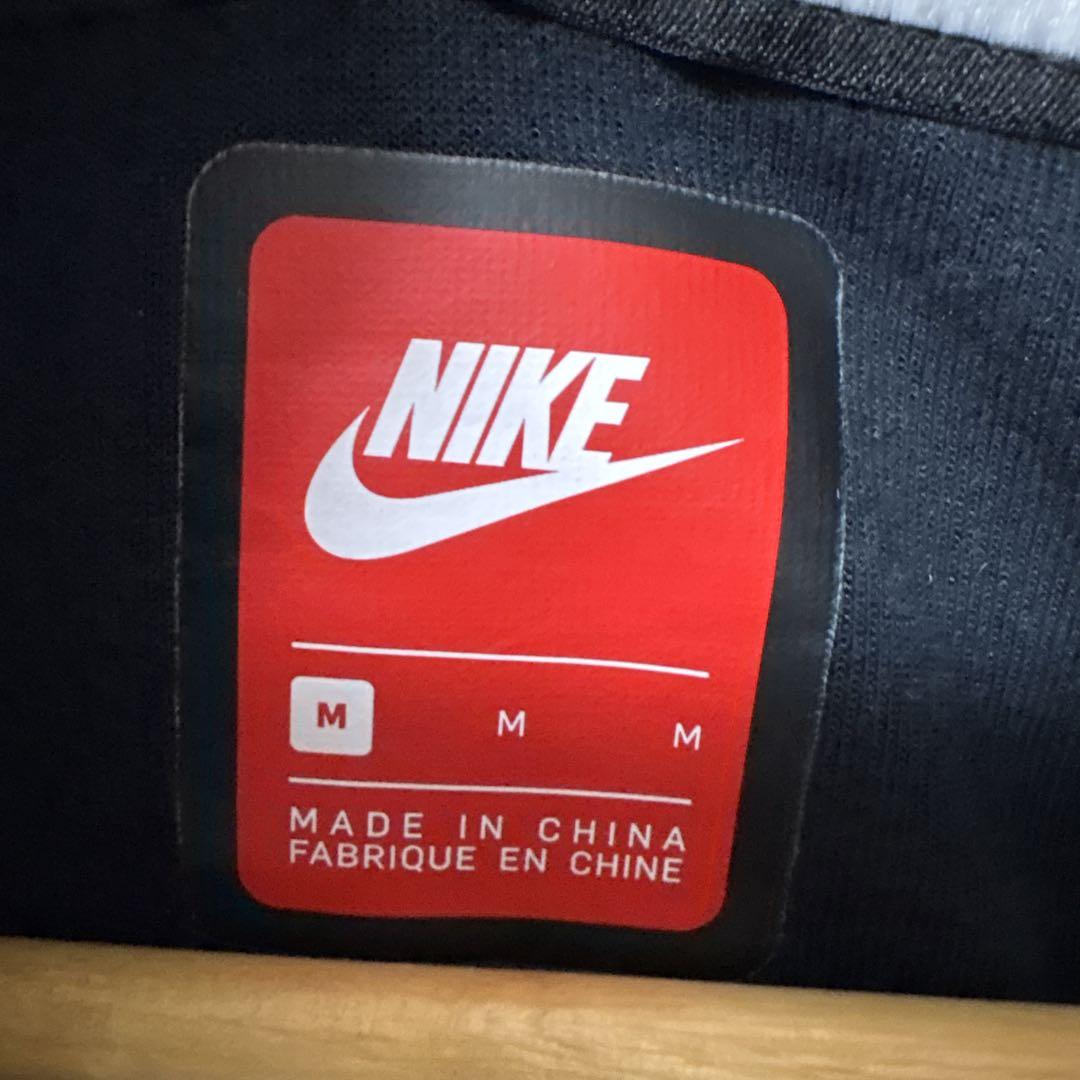 NIKEテックフリース　　　M