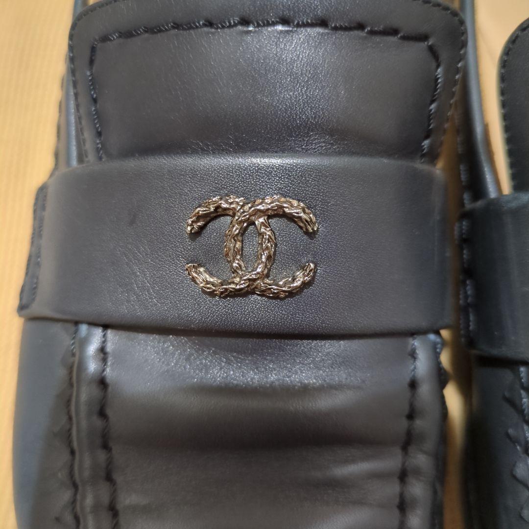 CHANEL ブラックレザー ローファー24.5cm