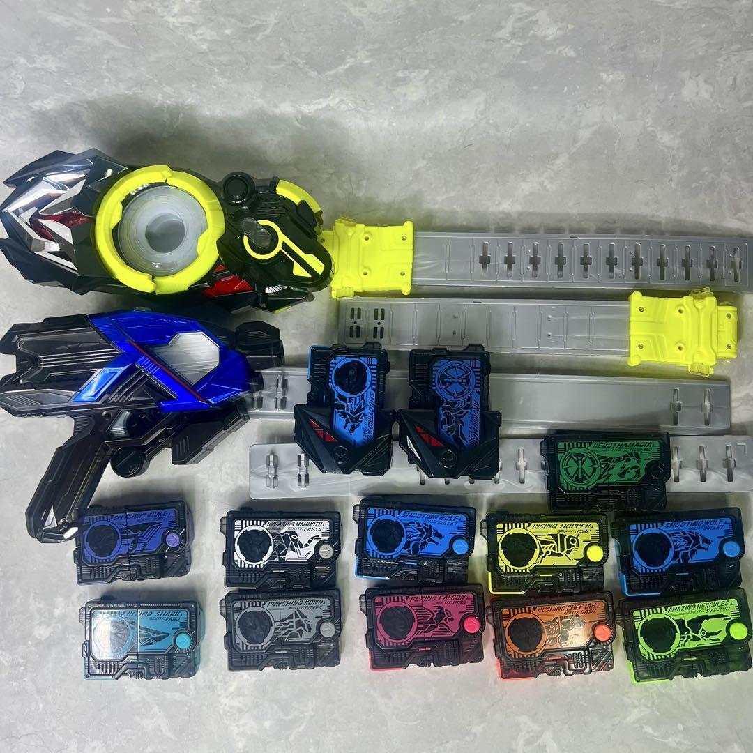 仮面ライダーゼロワン　ゼロワンドライバー　エイムズショットライザー