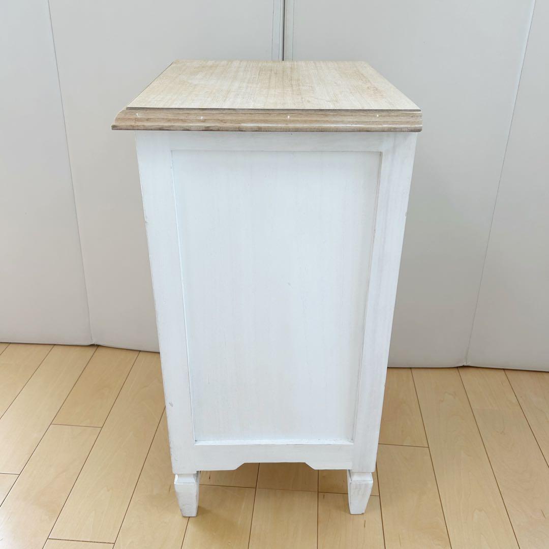 アンティーク サイドチェスト ブロカントシリーズ ホワイトゴールドナイトテーブル目立った傷や汚れなし WWW_OLIVIERBERNSTEIN_COM