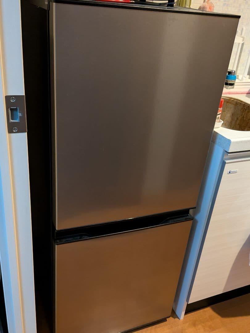 今年7月購入！AQUA 冷凍冷蔵庫135L シルバー
