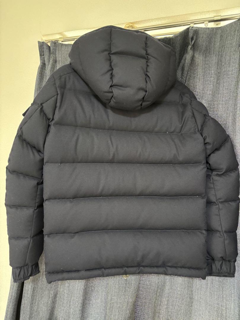 【美品】 Moncler メンズダウンジャケット モンジュネーブル