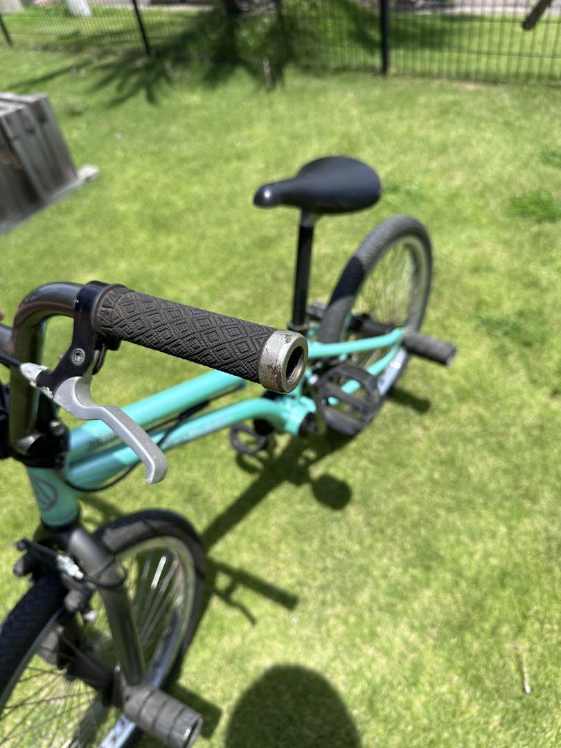 アーレスバイク　BMX