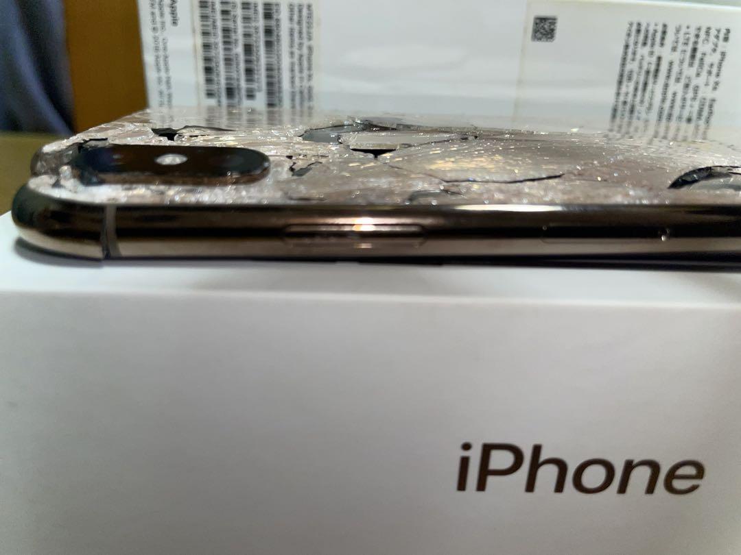 iPhoneXS ゴールド 256GB 背面割れ