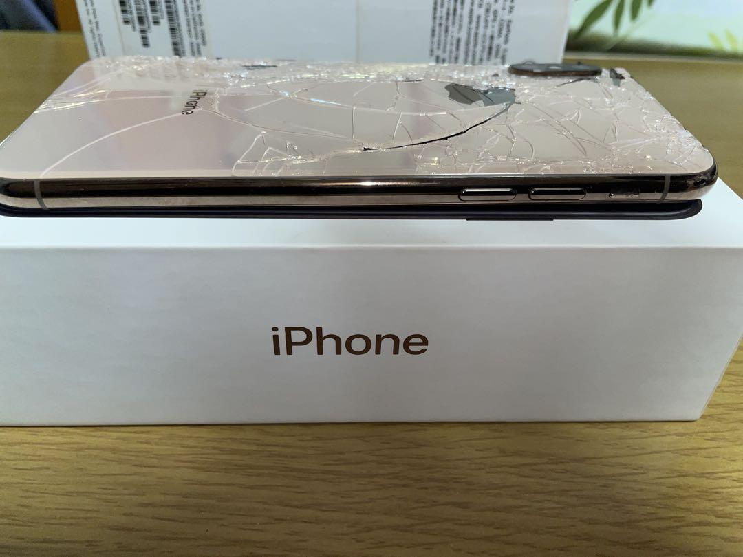 iPhoneXS ゴールド 256GB 背面割れ