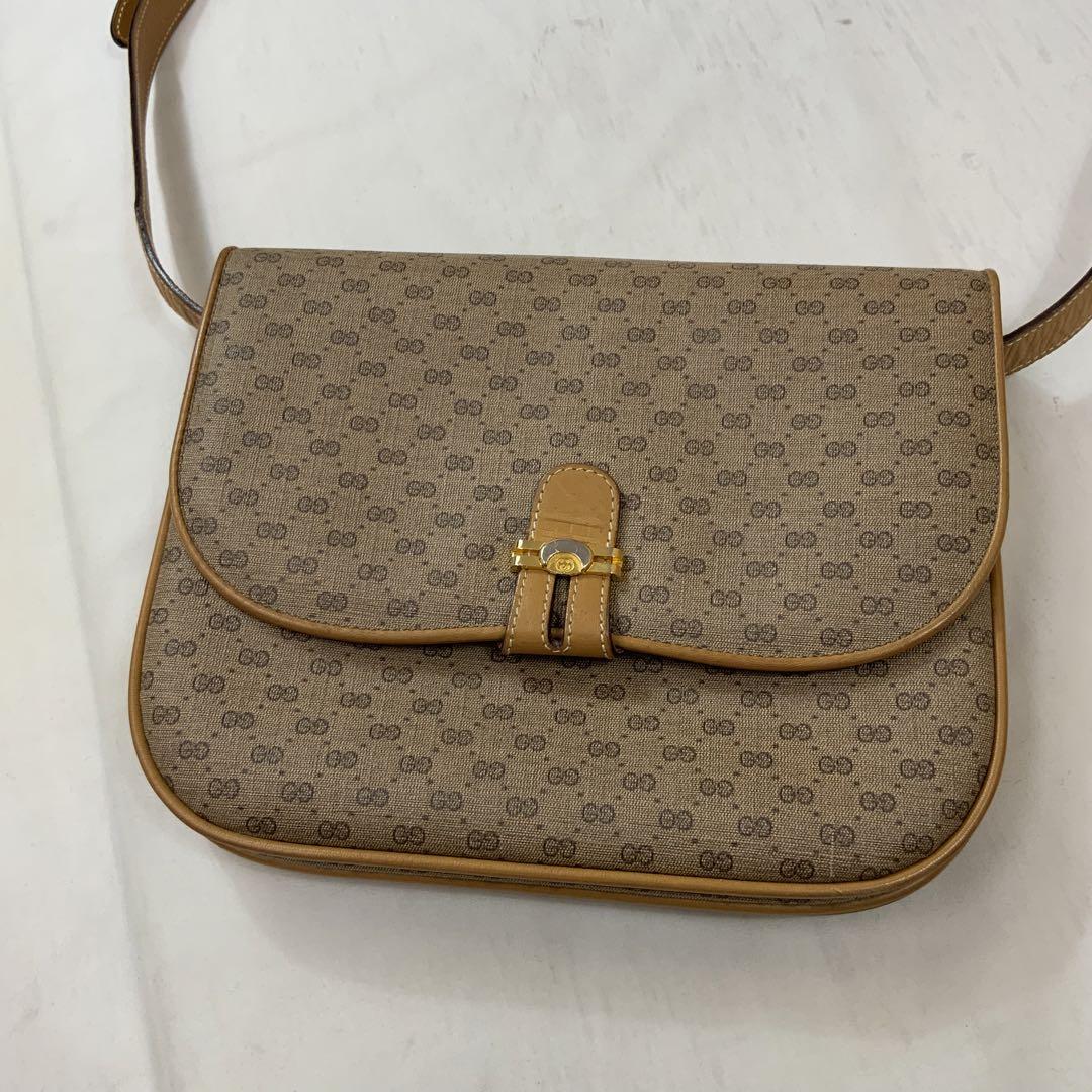 GUCCI オールドグッチ GG柄ショルダーバッグ - メルカリ GUCCI オールドグッチ GG柄ショルダーバッグ - メルカリ