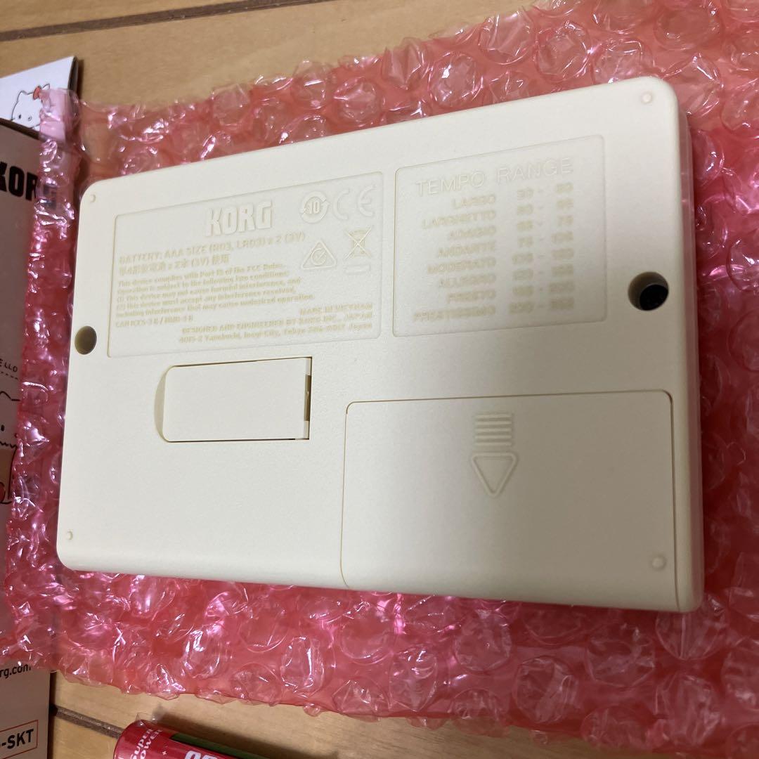 メトロノーム　チューナー　TM-60 ハローキティ
