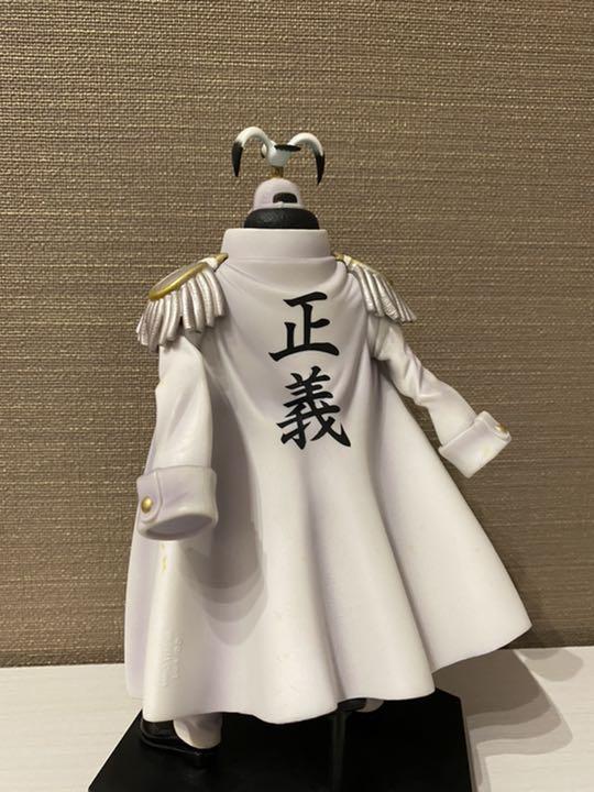 ワンピース☆希少 DX海軍フィギュア ワンピース センゴク フィギュア