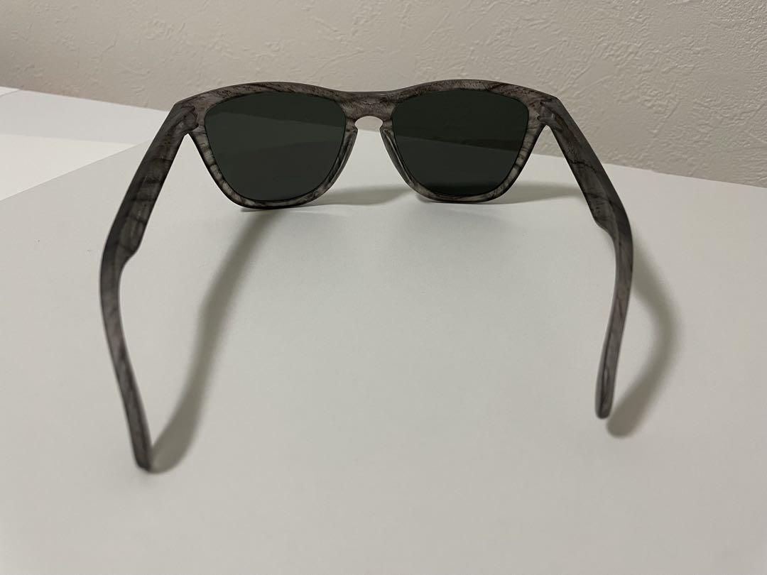 Oakley 偏光サングラス