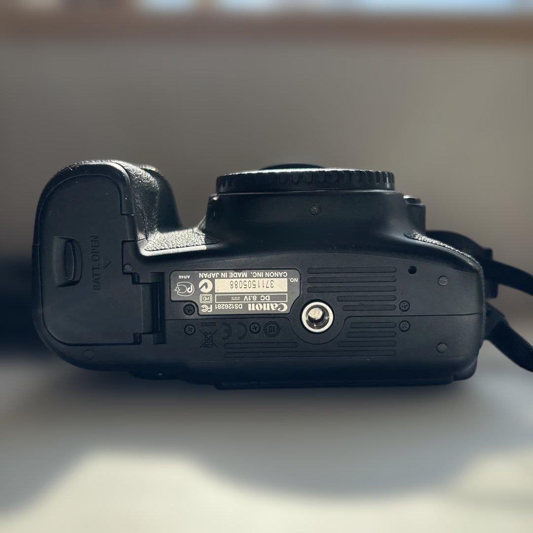 Canon EOS 60D 本体 充電器付き