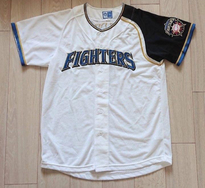 日本ハムファイターズ　ホームユニフォーム　レイエス選手　Ｓサイズ　未使用・美品 日本ハムファイターズ ホームユニフォーム レイエス選手 S