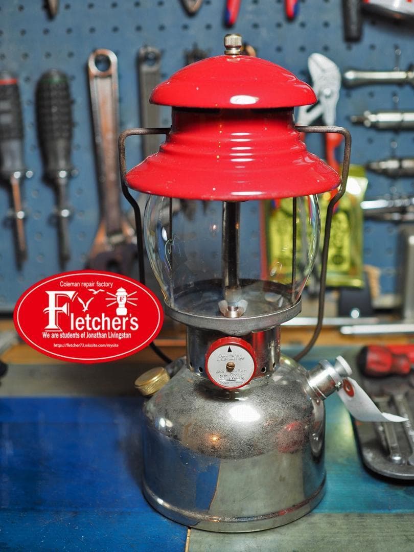 メッキタンクの赤ランタン1956年5月 カナダコールマン 200r52 メッキタンクの赤ランタン1956年5月 カナダコールマン 200r52