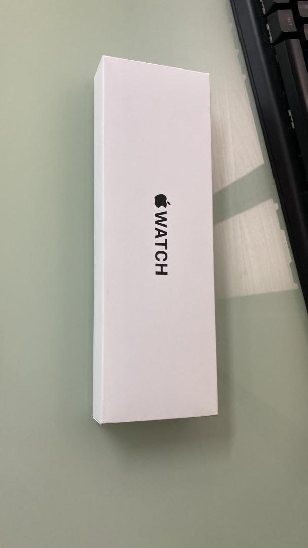Apple Watch SE フィットネス＆睡眠トラッカー、心拍数モニター