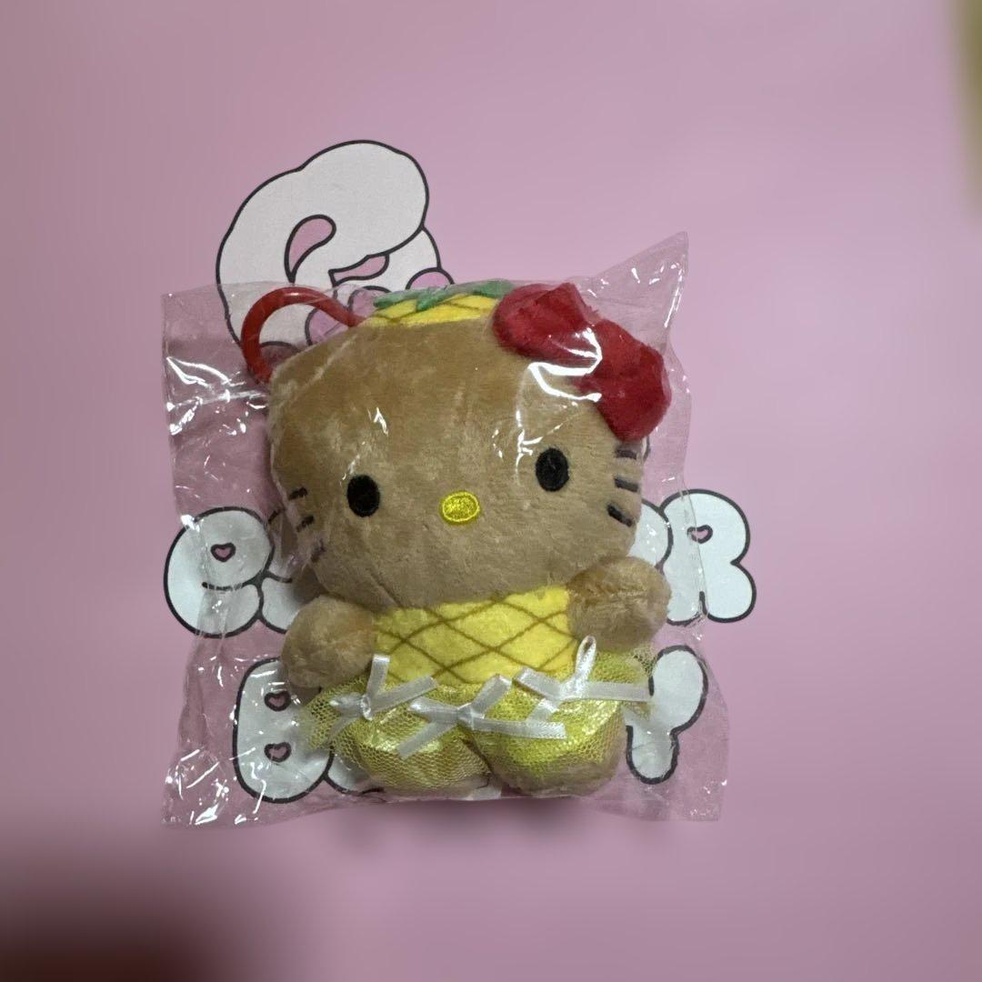 パイナップル 日焼け パイン ハローキティ キーホルダー ドレス
