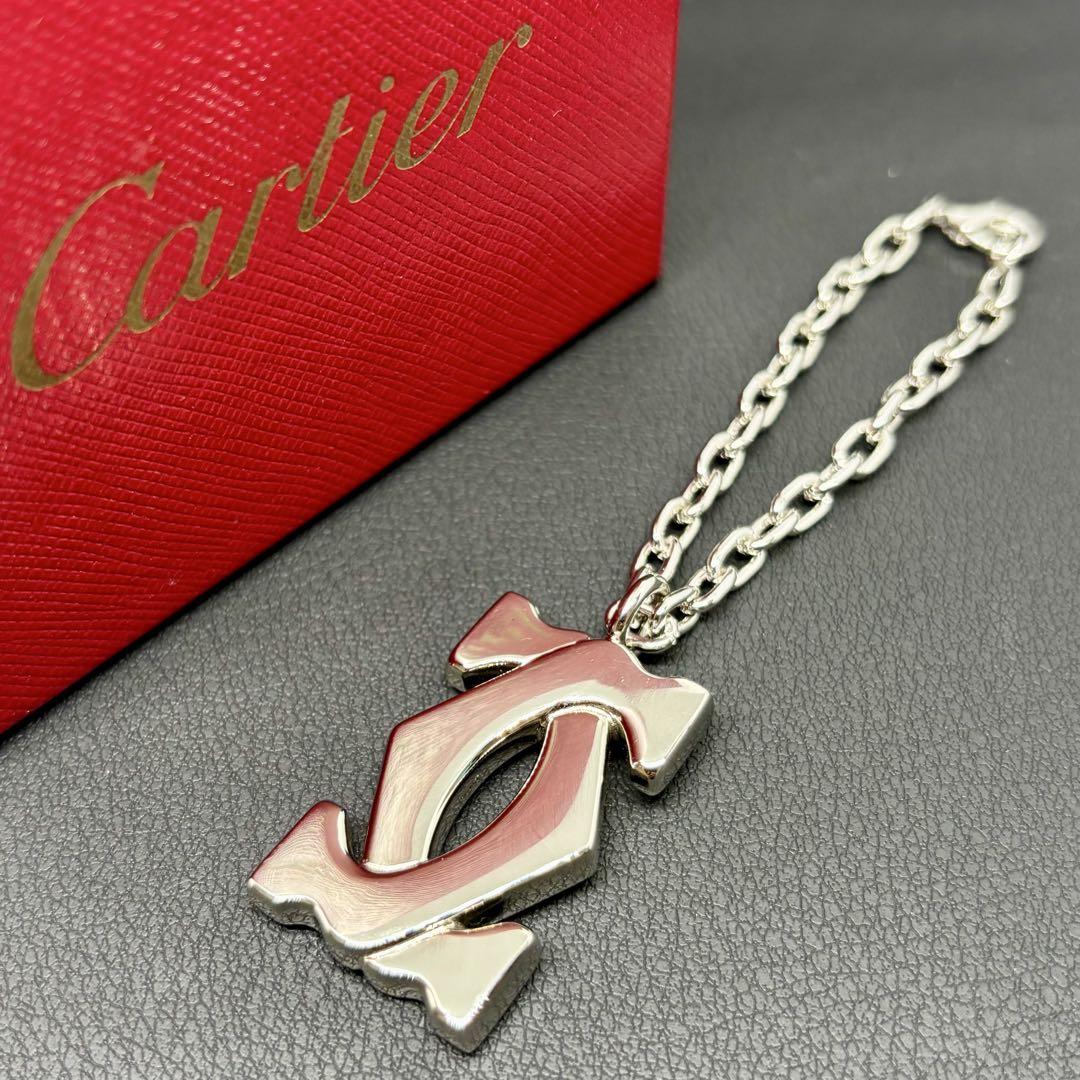 【美品】【カルティエ】2C ロゴ チャーム バッグチャーム ペンダントトップ 箱
