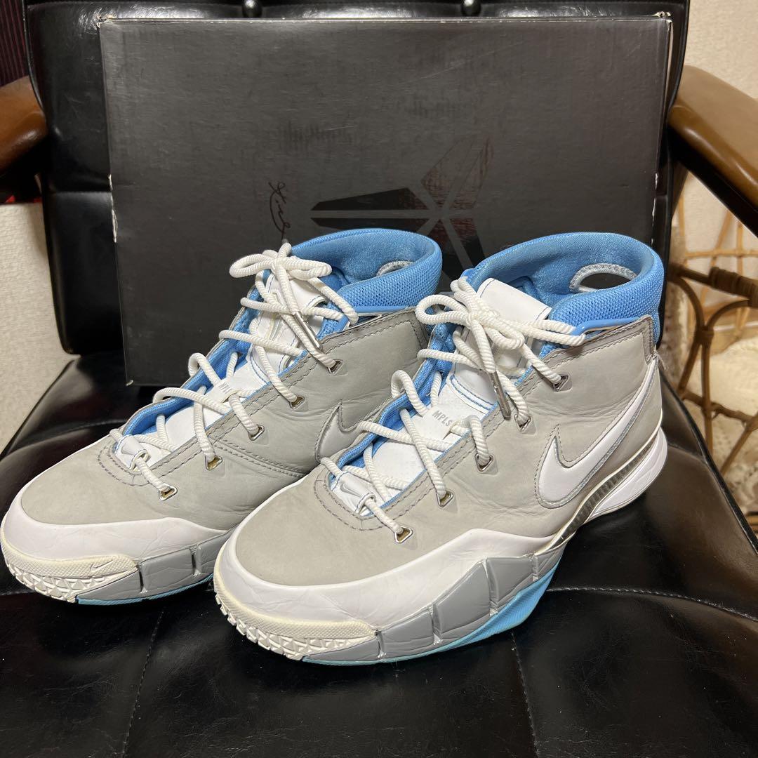 美品 レア　KOBE 1 PROTRO ミネアポリス レイカーズ