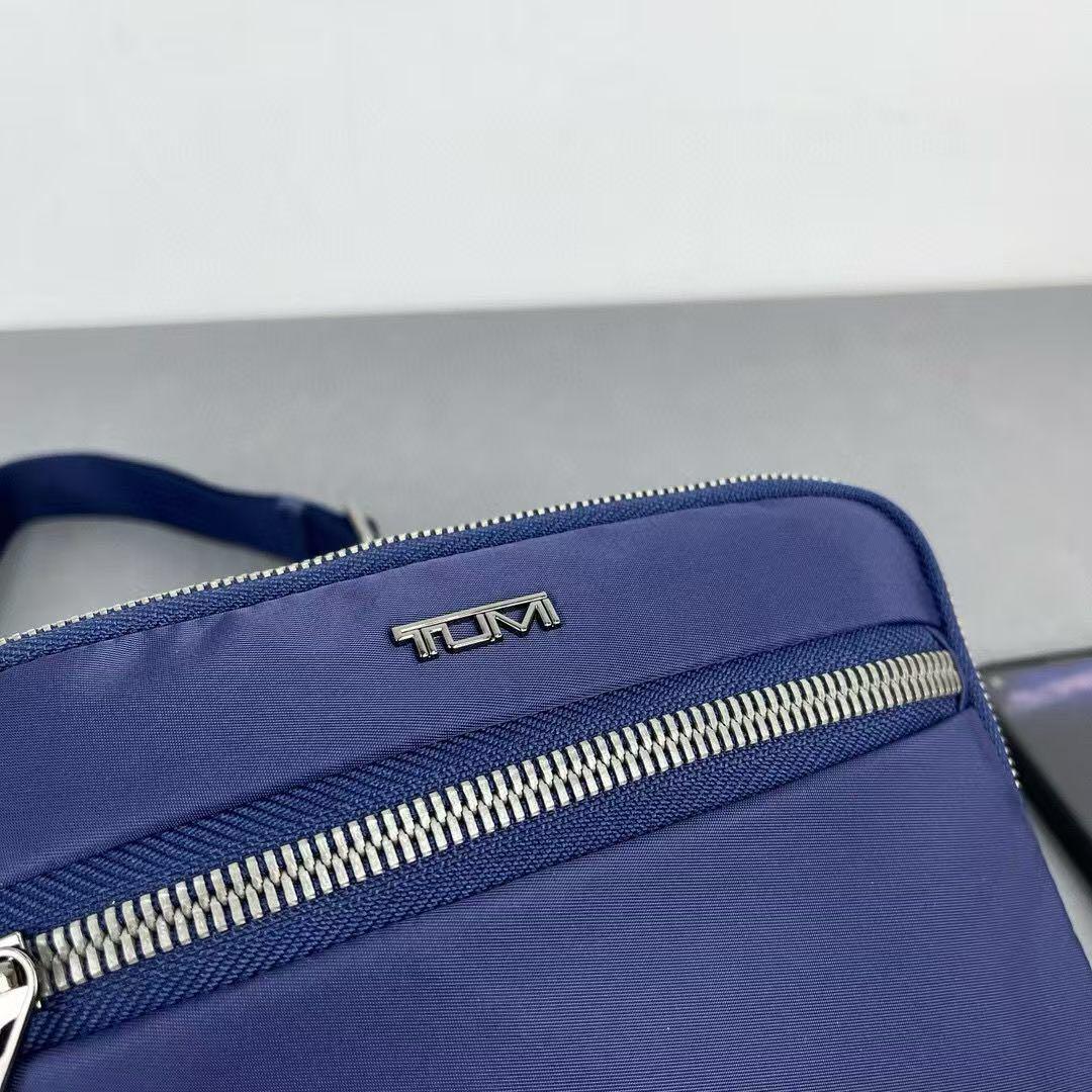 ショルダーバック メンズ