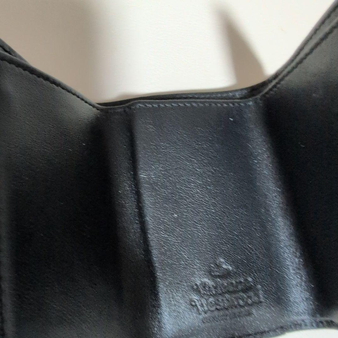 Vivienne Westwoodエナメル三つ折り財布