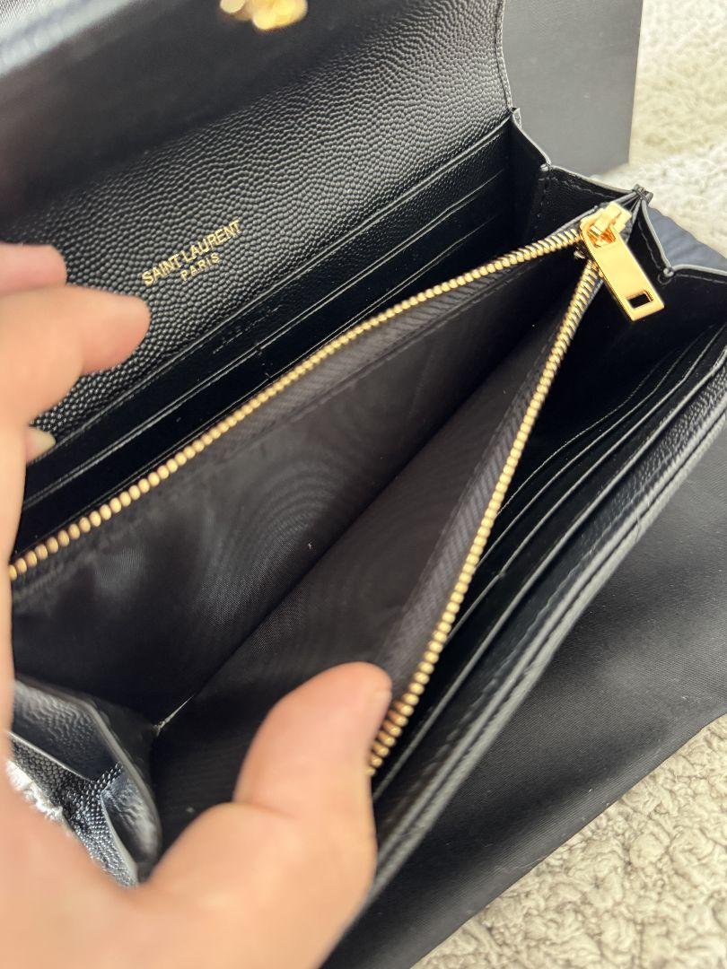 SAINT LAURENT