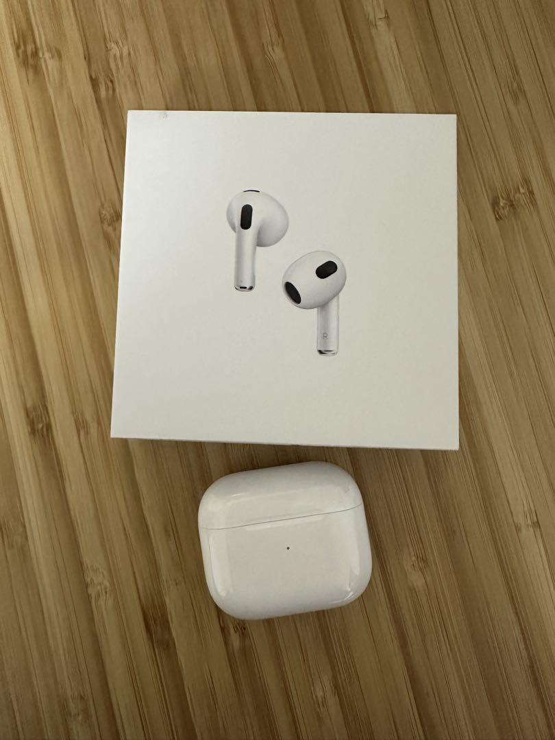 Apple AirPods 第三世代
