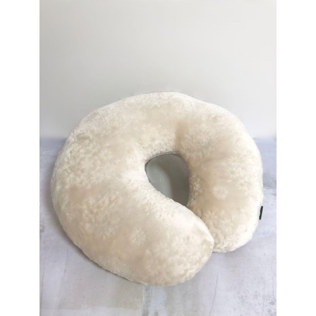 美品 ネックピロー アイボリー Afternoon Tea LIVING