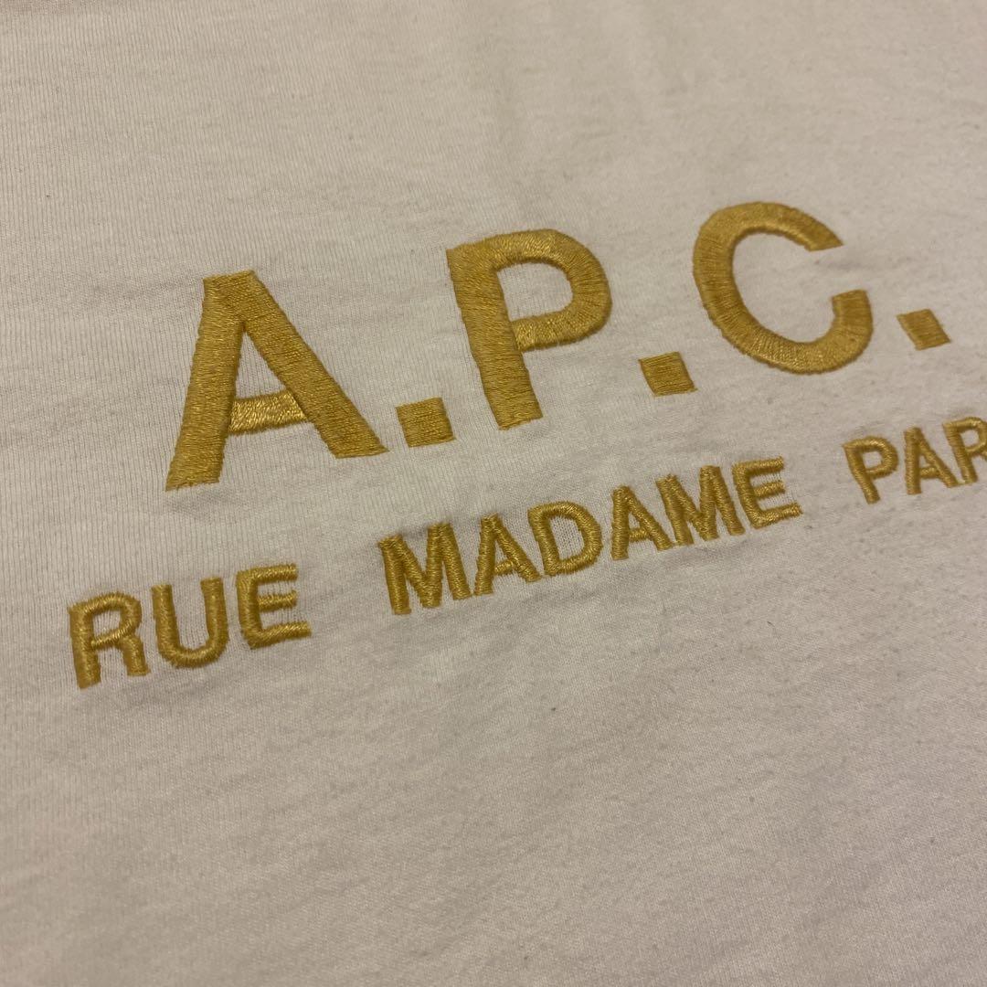 A.P.C.×BEAMS LIGHTS 別注 Tシャツ ゴールド刺繍 サイズS A.P.C別注Tシャツ｜ビーミング ライフストア by ビームス 天王寺