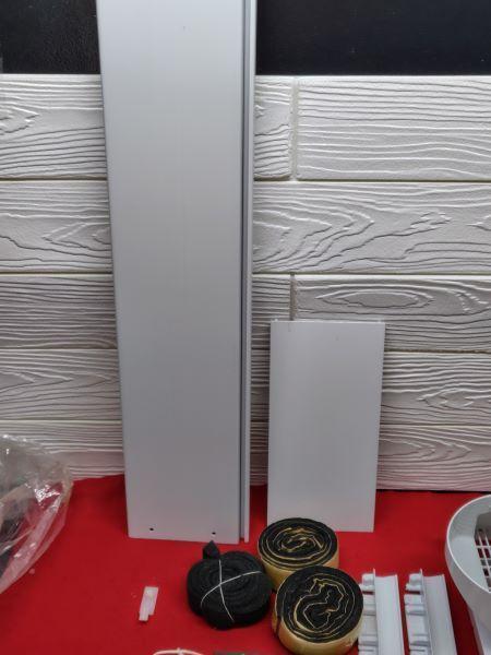 Y 中古欠品 トヨトミ クーラー タワー型 エアコン 22年製 TAD