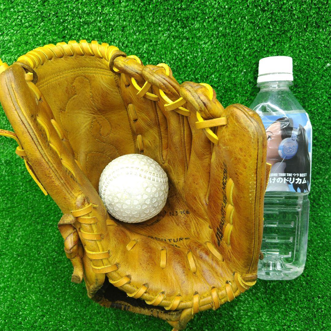 野球グローブ　ナイキ　一般軟式グラブ