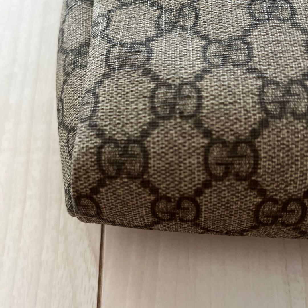 グッチ　GGスプリーム　ショルダーバッグ　フラップ　PVCレザー　ポシェット