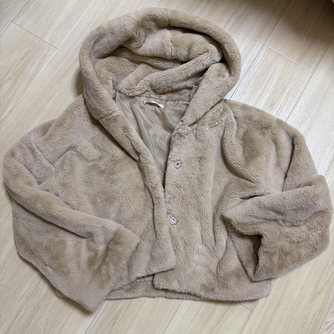 mimitoujours(ミミトゥジュール) ショート丈　ふわふわコート