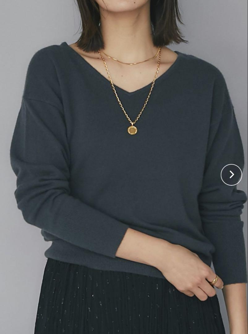 新着 美品 RIVE ウォッシャブルカシミヤ100Vネックニット DROITE トップス