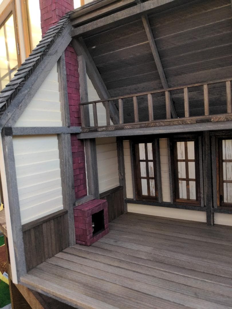 昔の北欧の暖炉がある家 ミニチュア・ドールハウス 昔の北欧の暖炉がある家 ミニチュア・ドールハウス