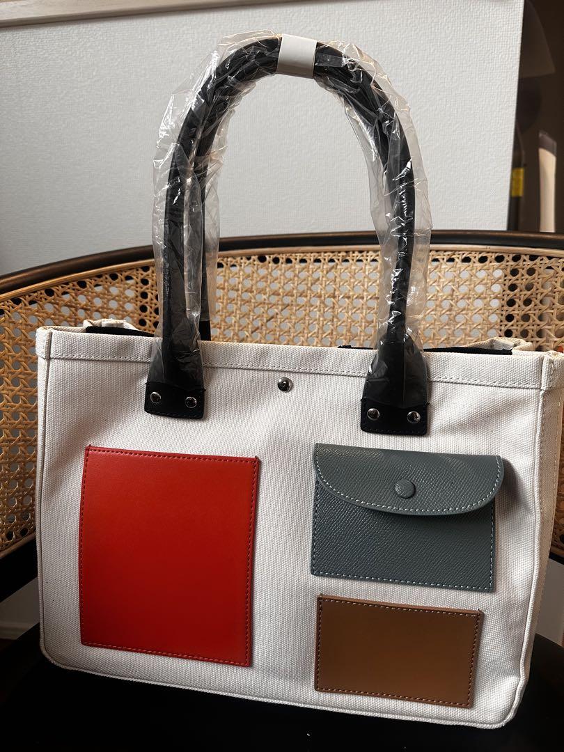 新品未使用。ajew バック Magic pocket tote/white