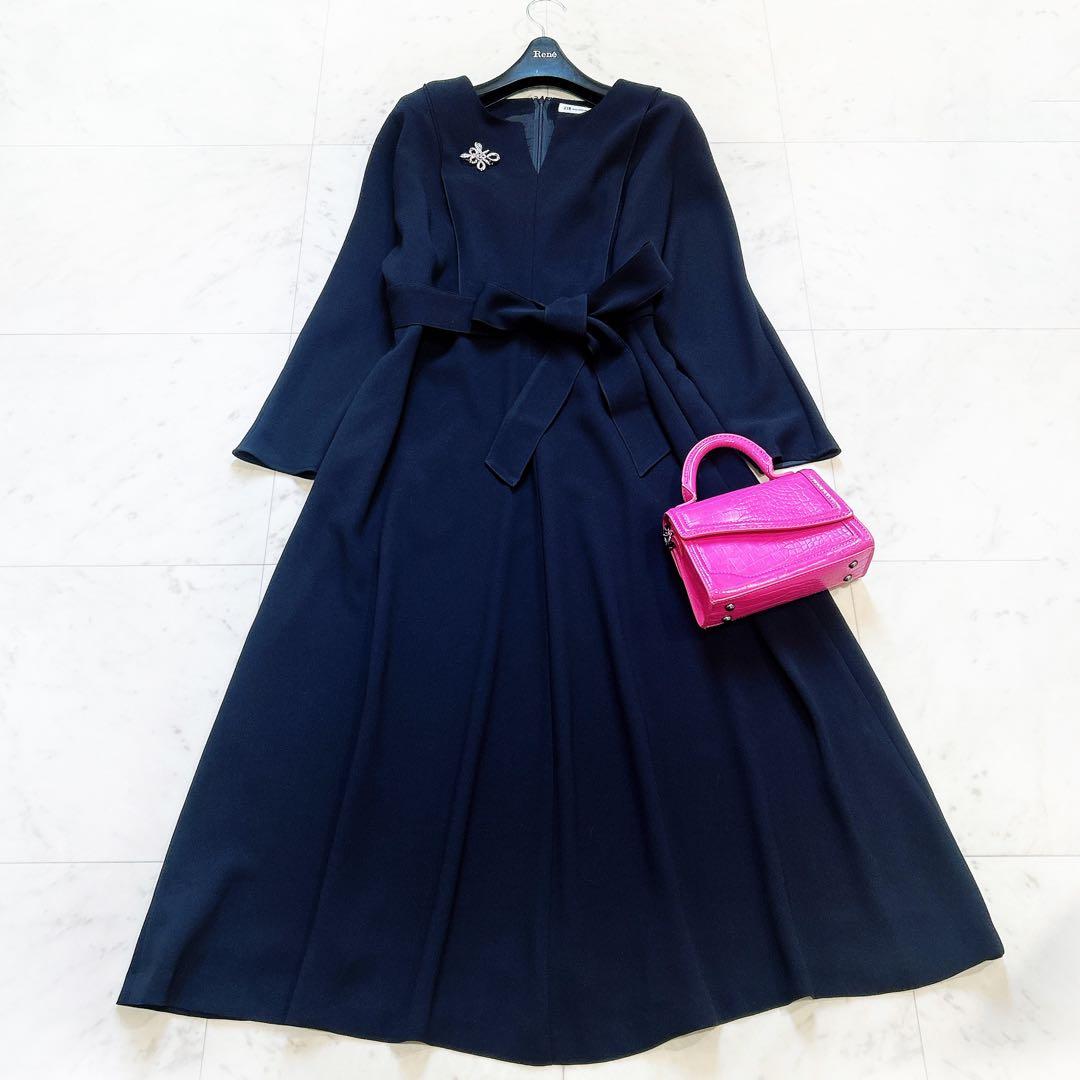 美品 23区 洗える ノーブルバックサテンジョーゼット ワンピース ネイビー 美品 23区 洗える ノーブルバックサテンジョーゼット ワンピース ネイビー