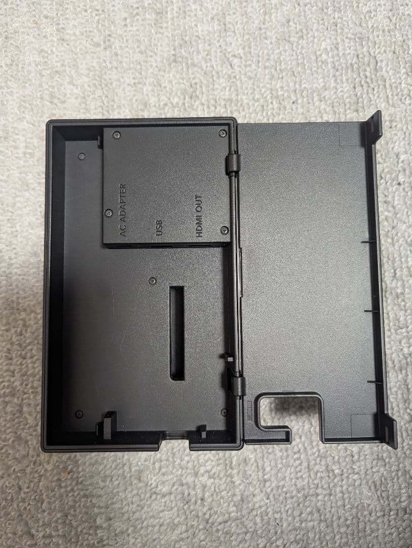 Nintendo Switch 本体 青/赤 Nintendo Switch 本体 青/赤