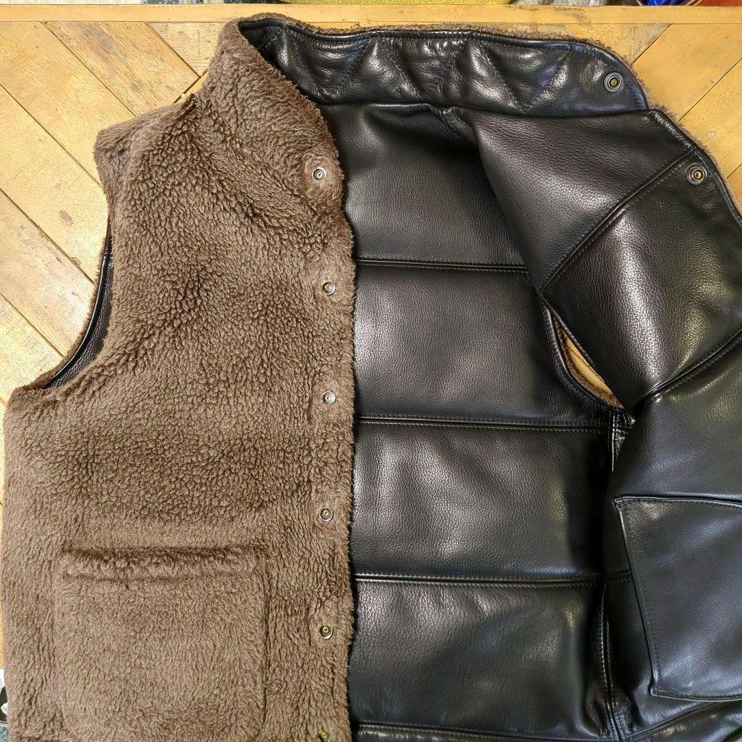 Ｙ'2 ｌEATHEＲ　SV-03／ステア オイル リバーシブル ベスト（クロ）