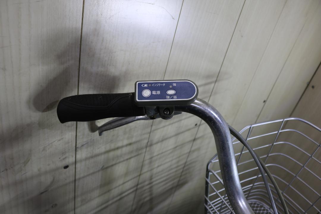 人気良品！パナソニック KE-EHAD63S 26型アルミ 3段 充電器付き
