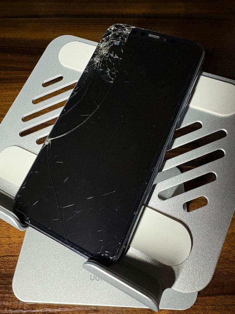 Apple iPhone 11 Pro ミッドナイトグリーン 256GB Apple iPhone 11 Pro ミッドナイトグリーン 256GB