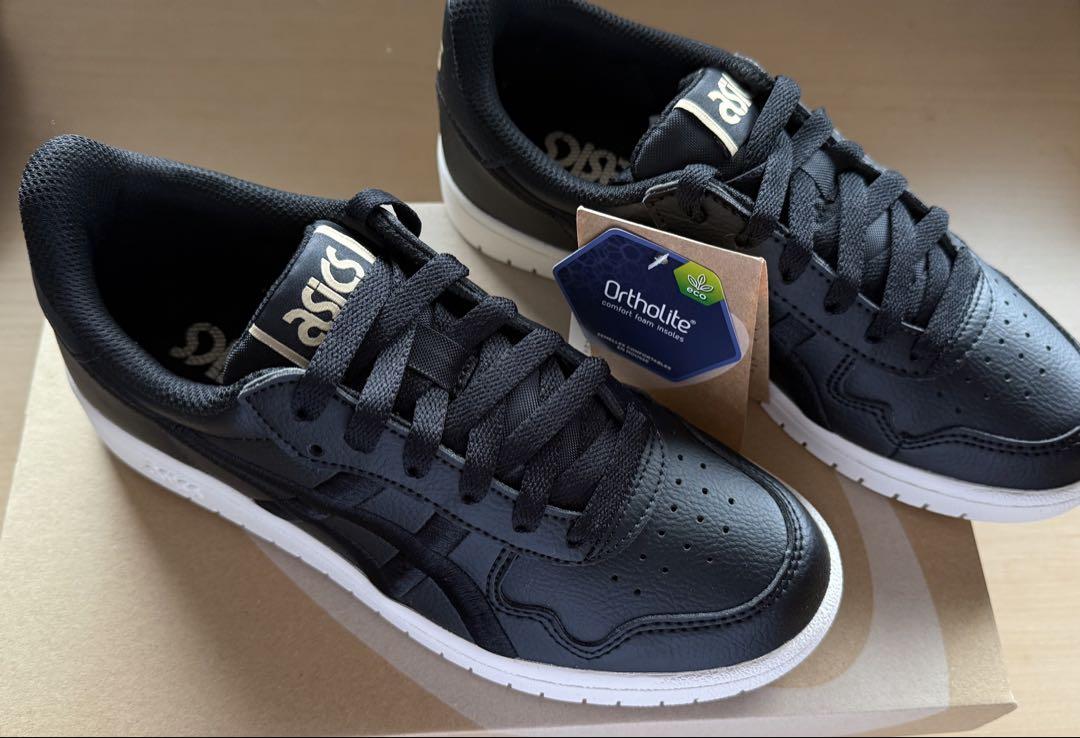 新品 asics ブラック スニーカー Ortholite 23.5cm