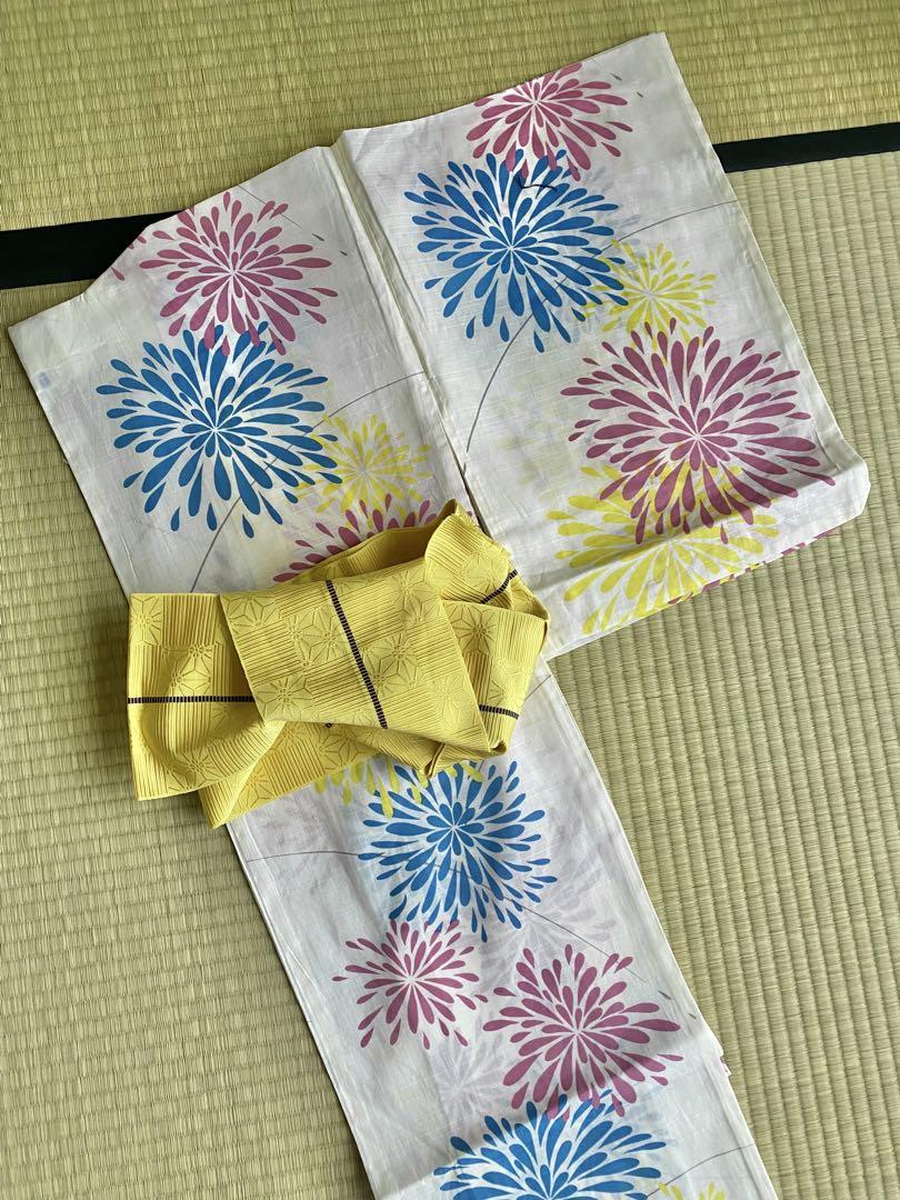 花火模様　カラフル浴衣