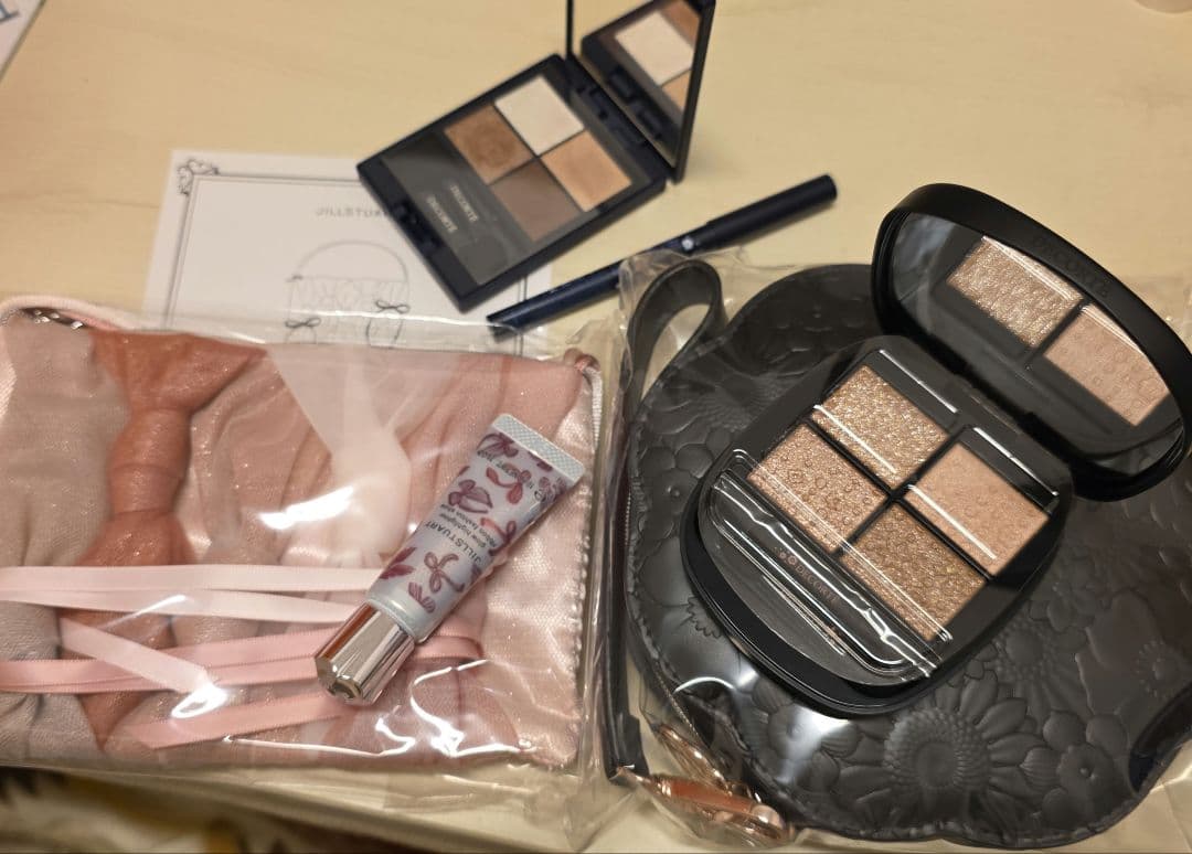 げ コスメデコルテ ジルスチュアート クリスマスコフレCOSME DECORTE