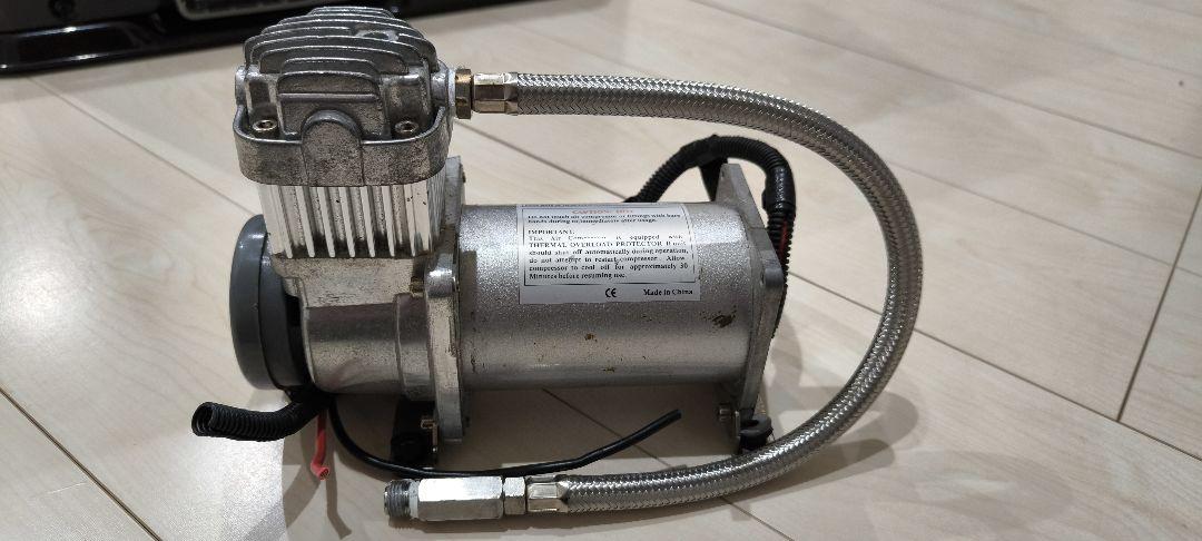 VIAIR　325C エアサス　コンプレッサー 150PSI