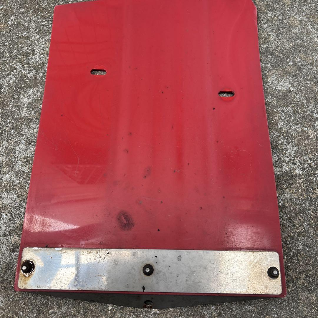 デリカD5 後期用　ELFORD マッドフラップ　レッド