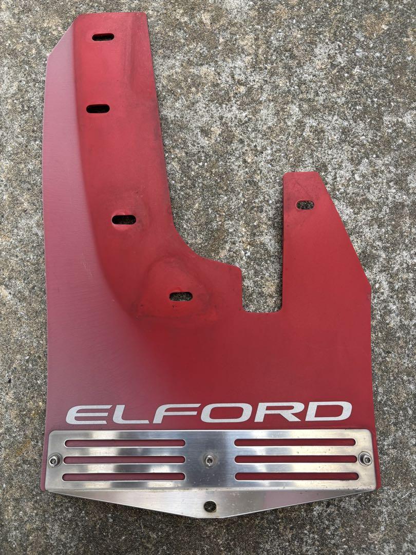 デリカD5 後期用　ELFORD マッドフラップ　レッド