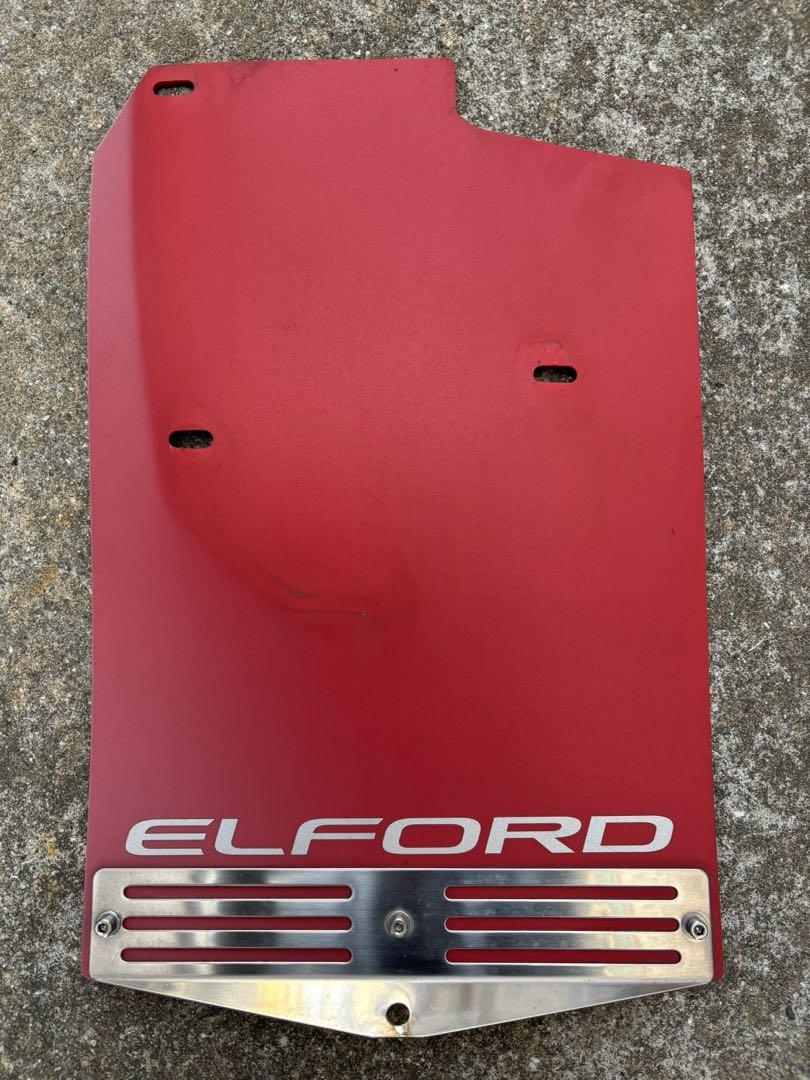 デリカD5 後期用　ELFORD マッドフラップ　レッド