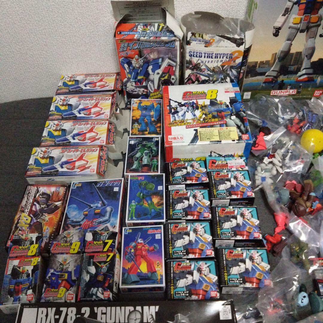 ガンダムプラモミニフィギュアまとめ売り - メルカリ