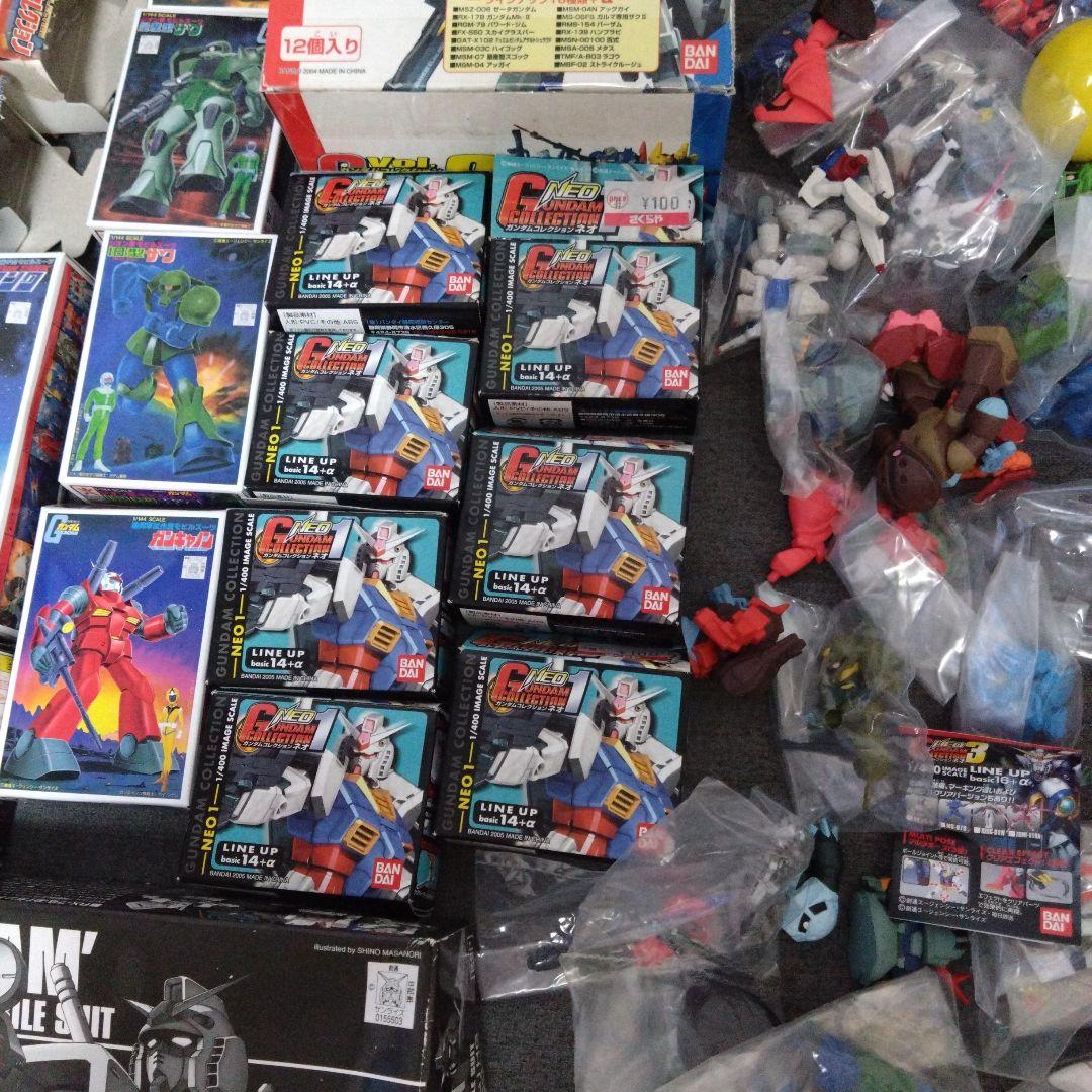 ガンダムプラモミニフィギュアまとめ売り - メルカリ